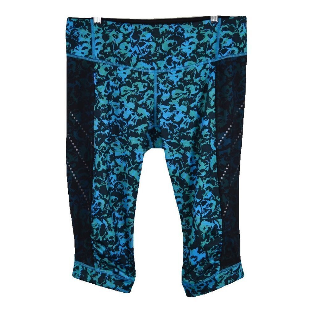 lululemon Stop At Nothing Crop Size 10 in Fleur Sombre Kayak Blue Dragonfly